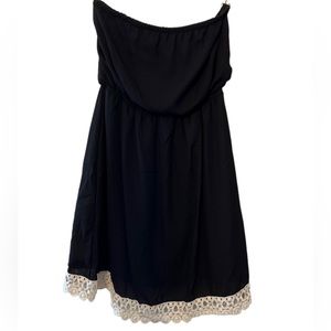 Black strapless dress